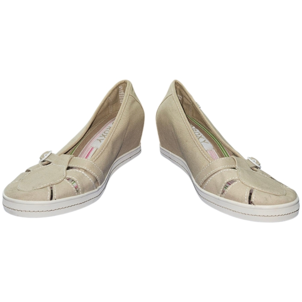 NWOT Y2K Roxy Canvas Closed Toe Wedge Heel Shoes